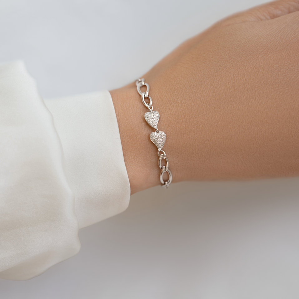 Náramek s diamanty Falling Hearts