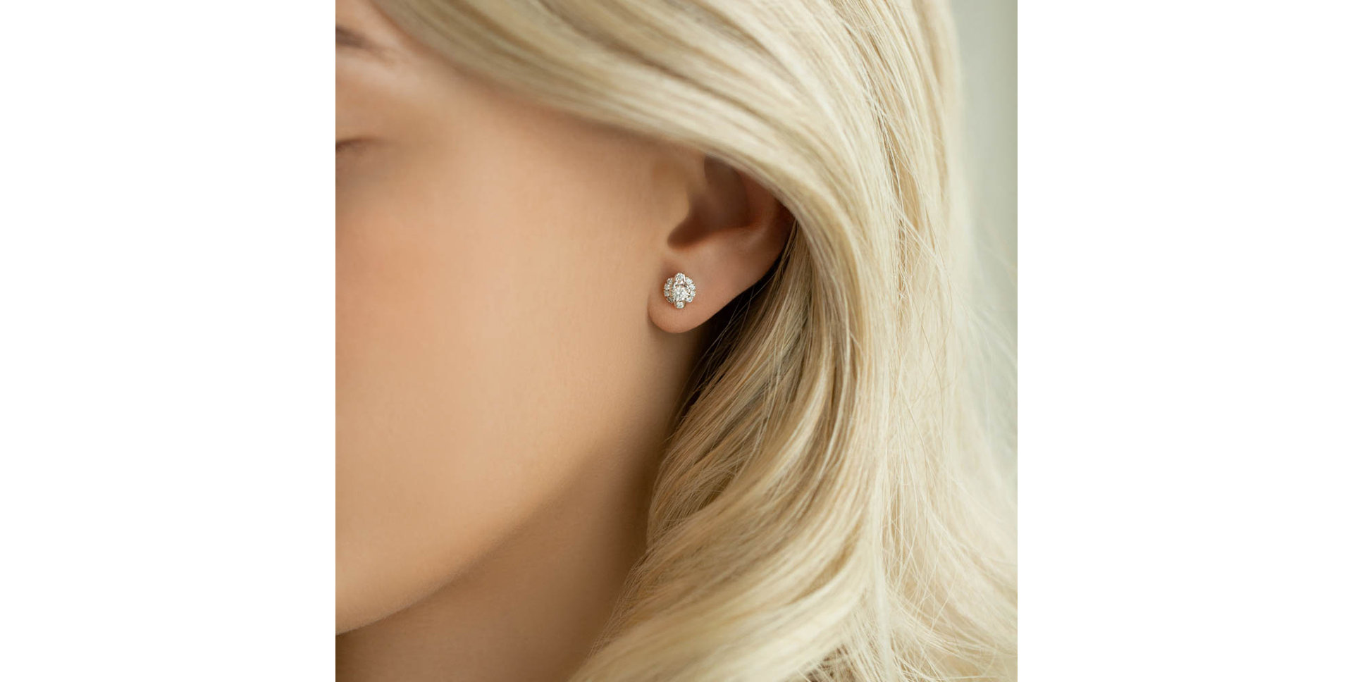 Náušnice s diamanty Medallion Symbol