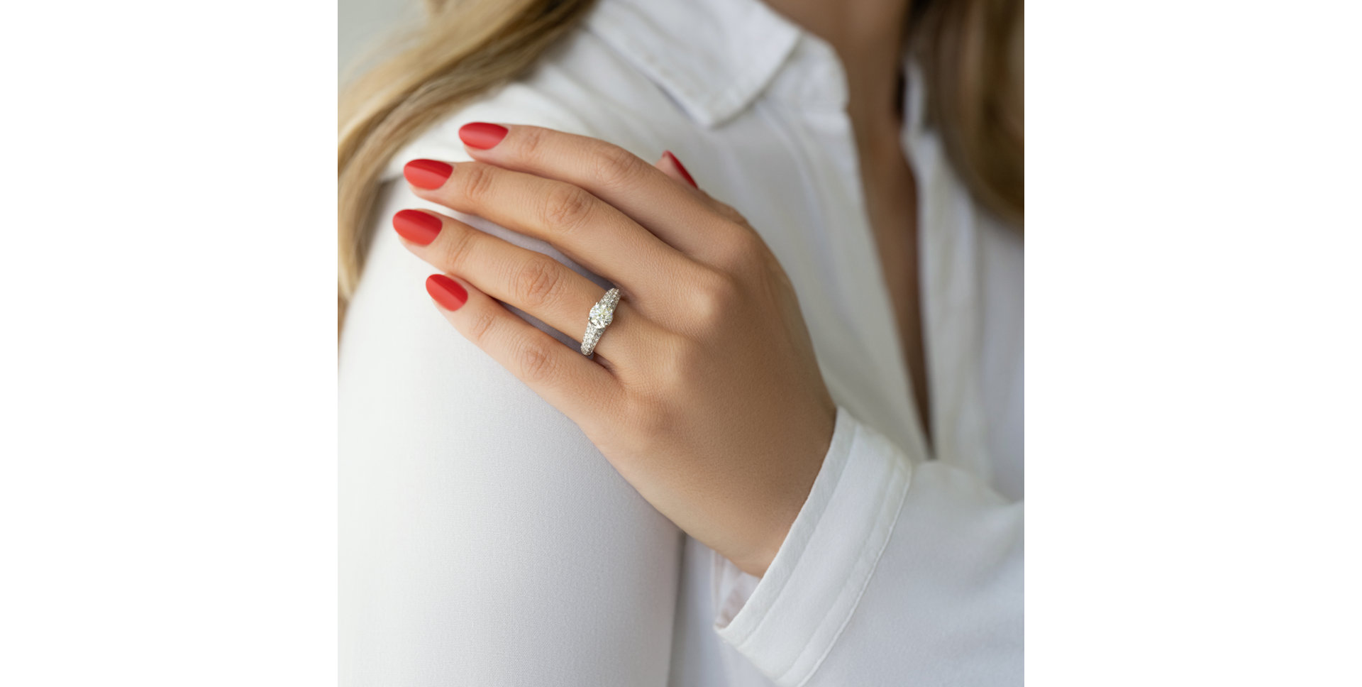 Prsten s diamanty Moon's Anthem