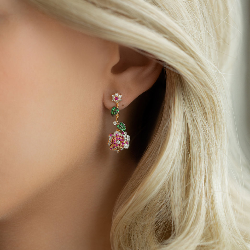 Náušnice s diamanty, rubínem a granátem Laguna