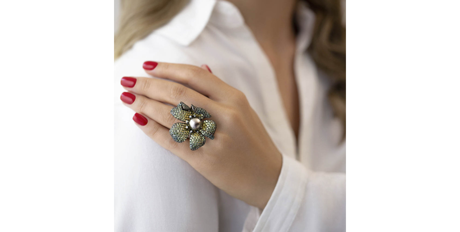 Prsten s diamanty, perlou a safíry Amalie