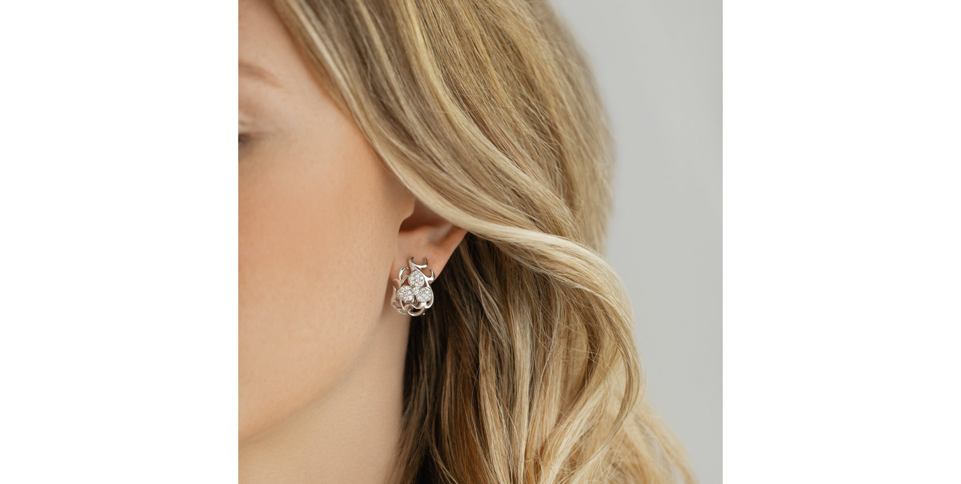 Náušnice s diamanty Escimo