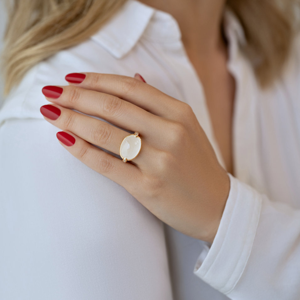 Prsten s diamanty a měsíční kamenem Lunar Embrace