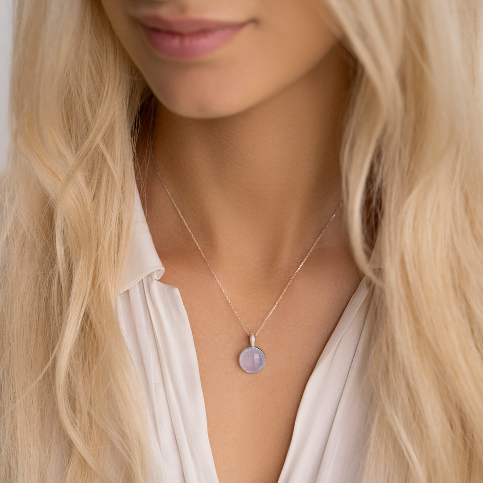 Přívěs s chalcedonem a diamanty Nermin