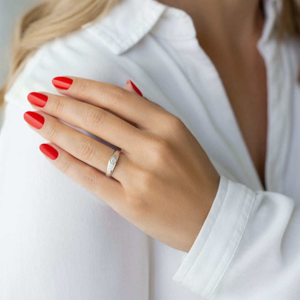 Prsten s diamantem Hexagon