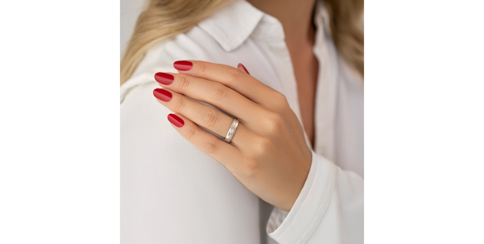 Prsten s diamanty Eternal Lines