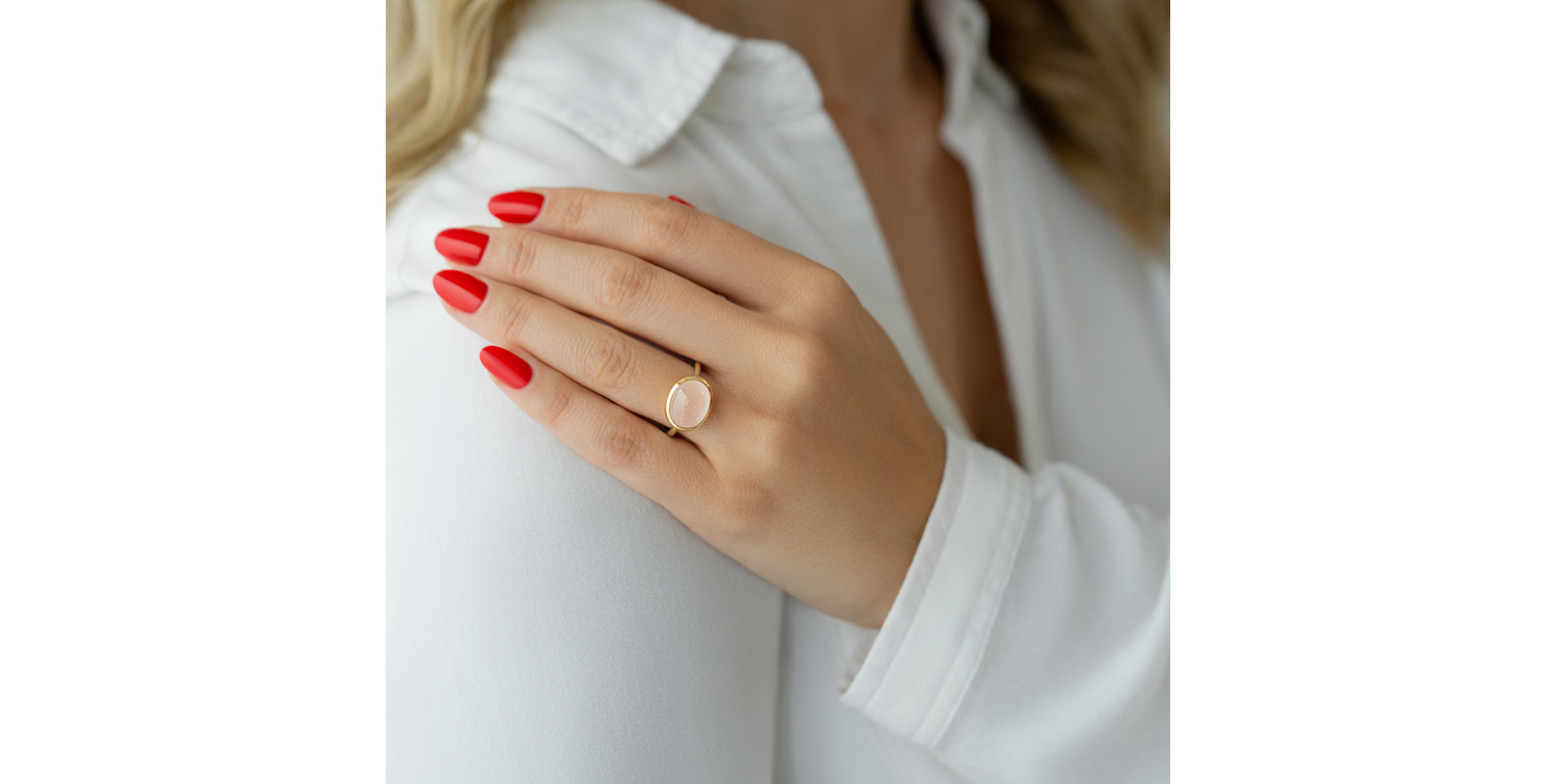 Prsten s růženínem Laurellie