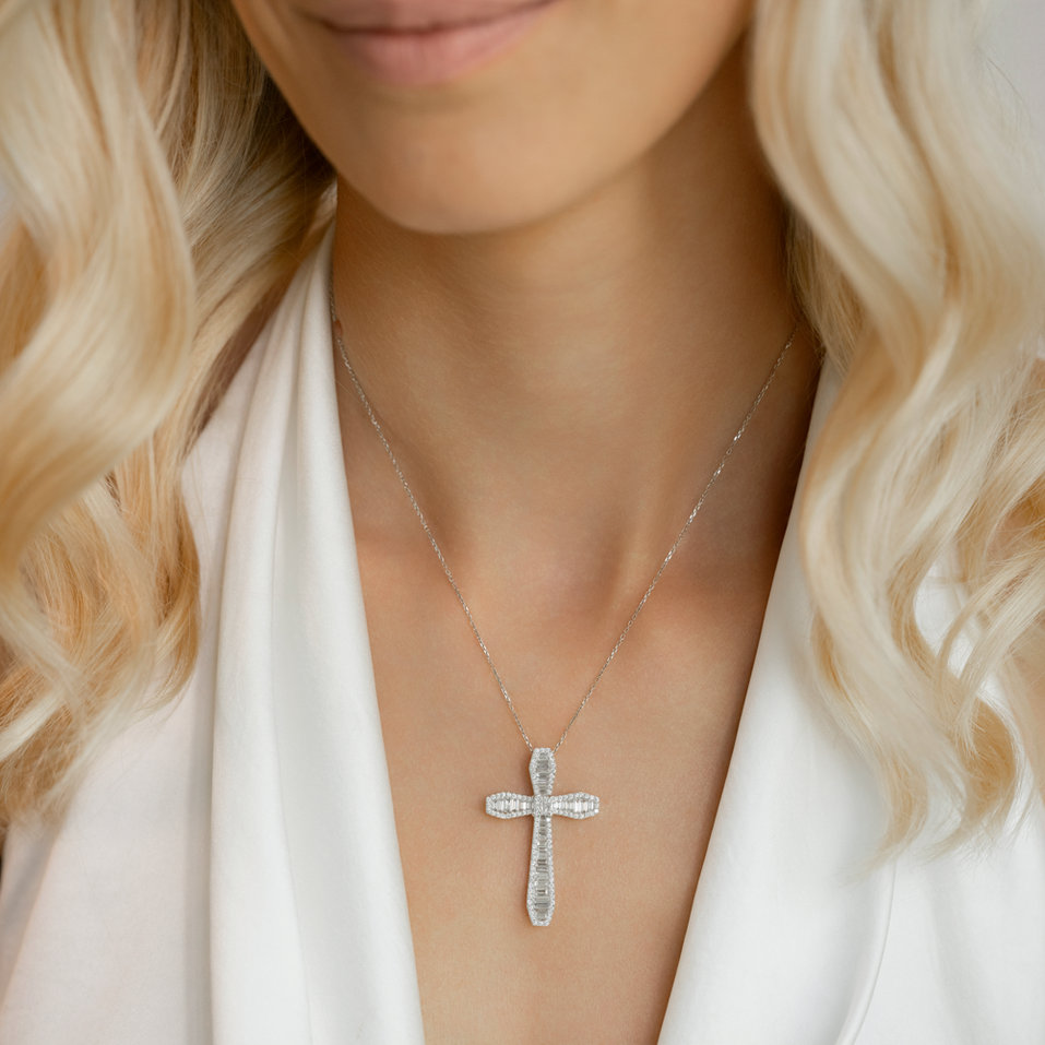 Přívěs s diamanty Diane Key