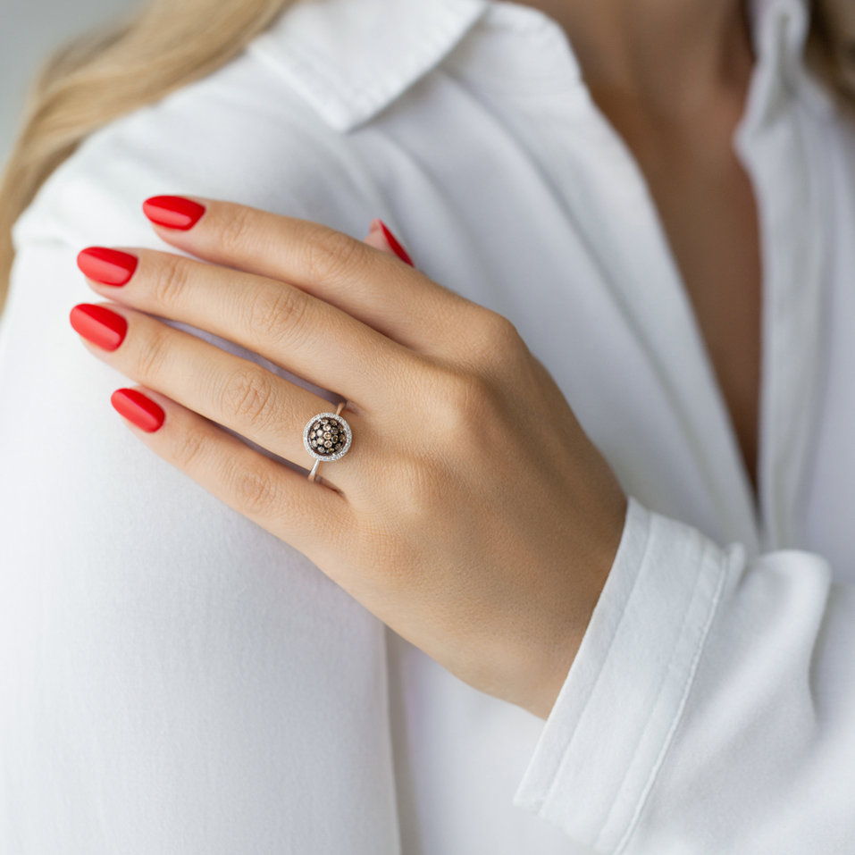 Prsten s bílými a hnědými diamanty Armida