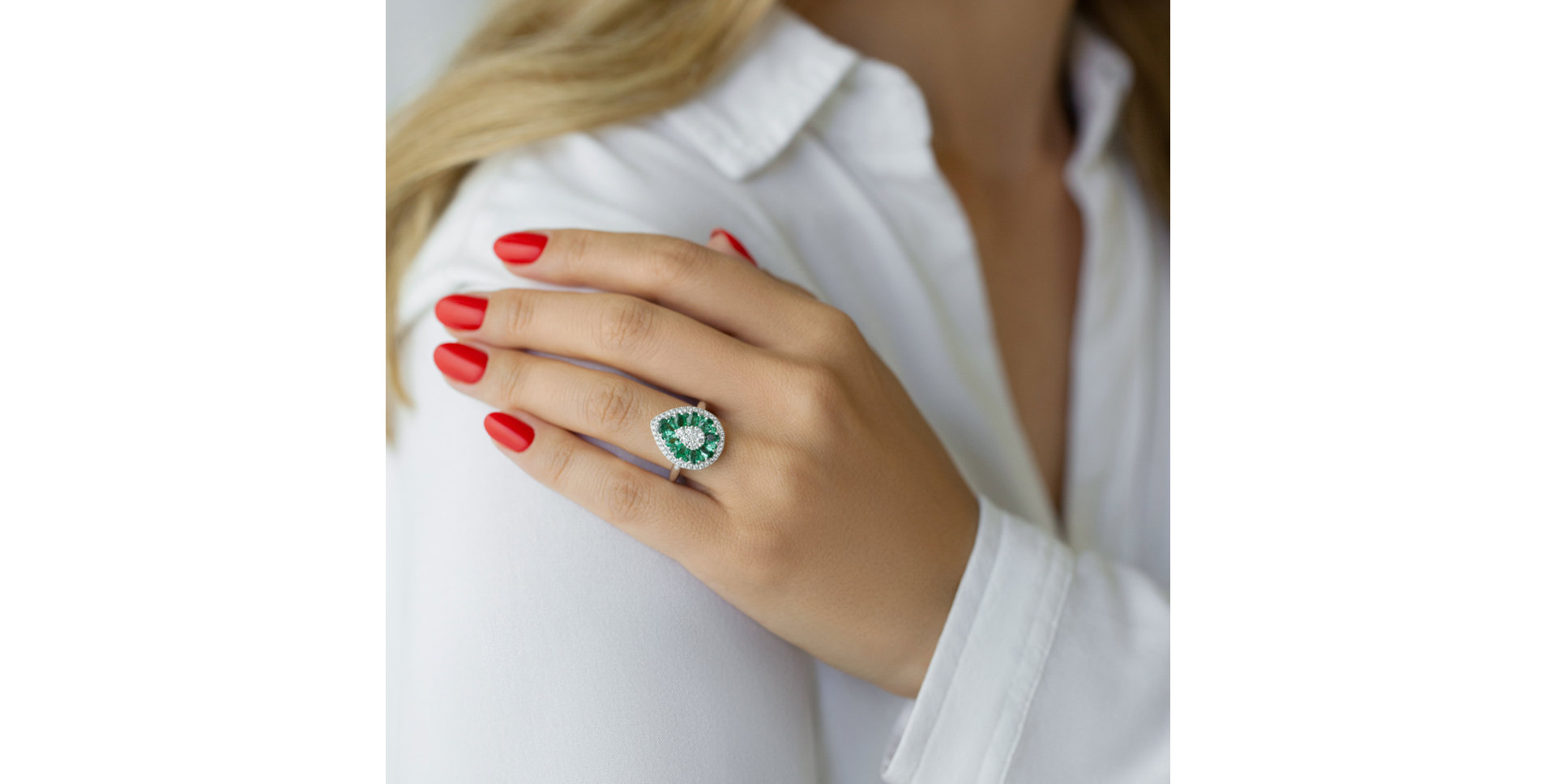 Prsten s diamanty a smaragdy Jongvale