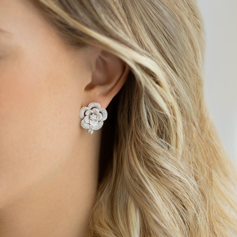 Náušnice s diamanty Camellia Treasure