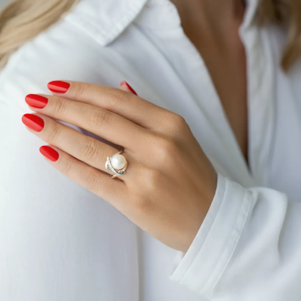 Prsten s perlou a diamanty Dark Secret