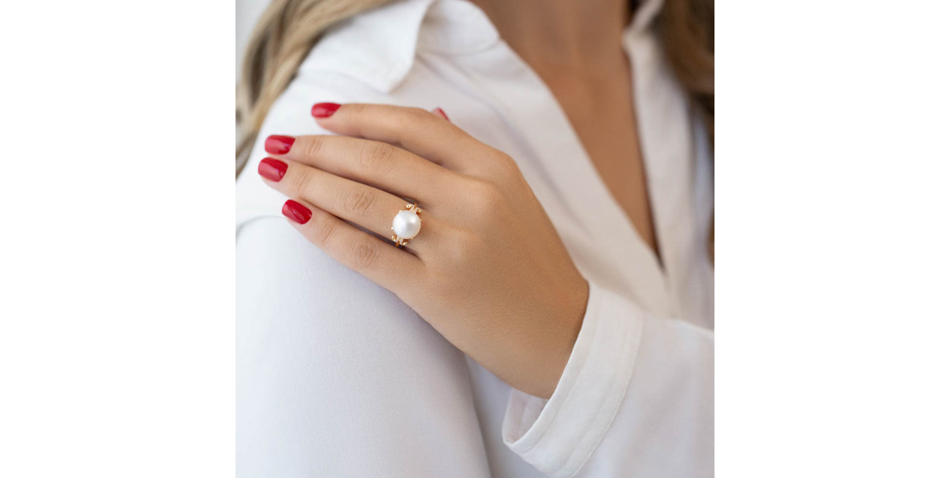 Prsten s perlou a diamanty Tussaud