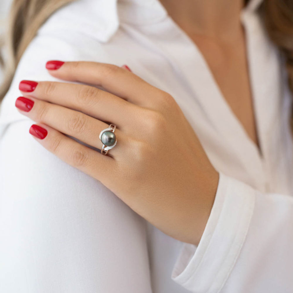 Prsten s perlou a diamanty Charley