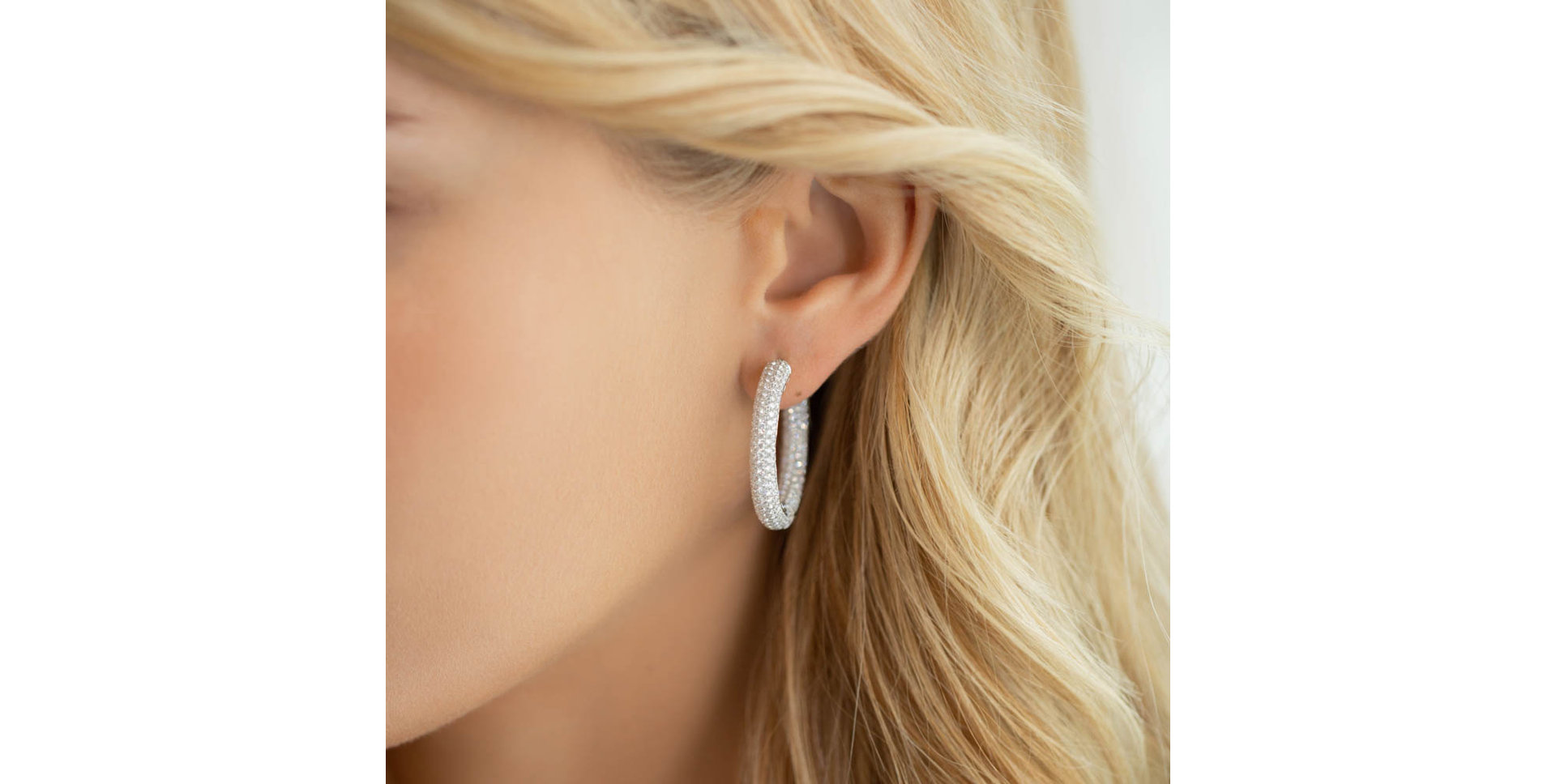 Náušnice s diamanty Sparkling Circle