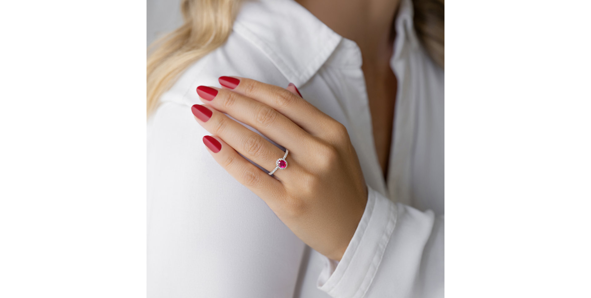 Prsten s rubínem a diamanty Piper