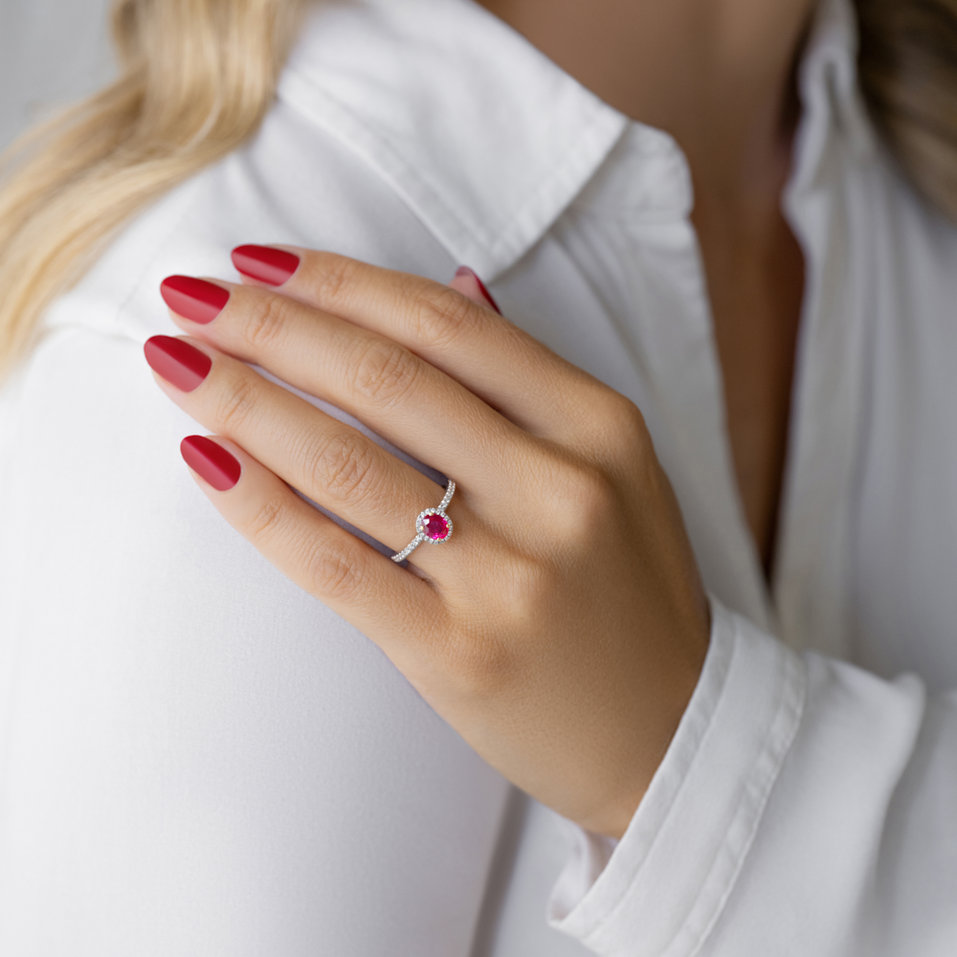 Prsten s rubínem a diamanty Piper