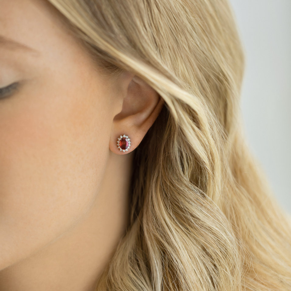 Náušnice s rubínem a diamanty Red Stars