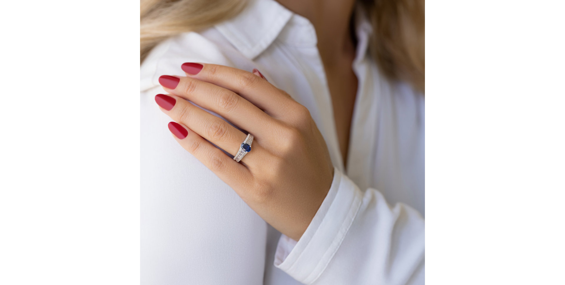 Prsten s safírem a diamanty Sapphire Desire