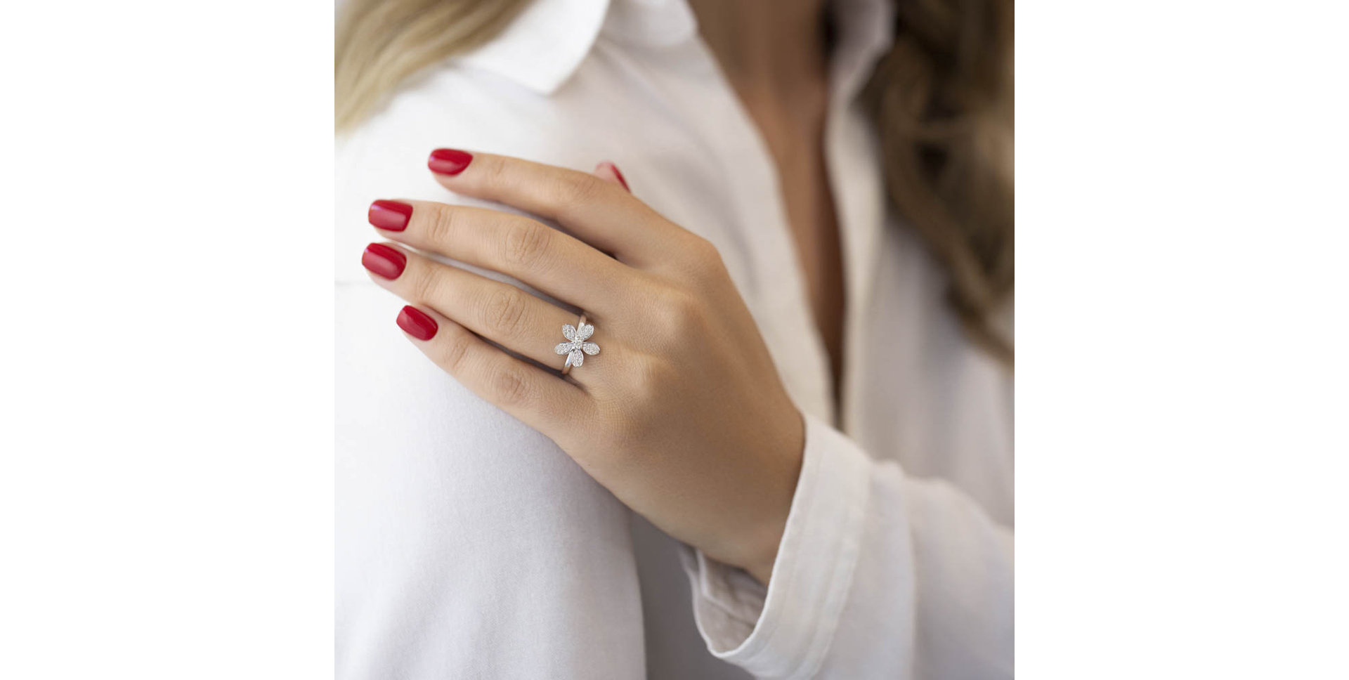 Prsten s diamanty Chanelle