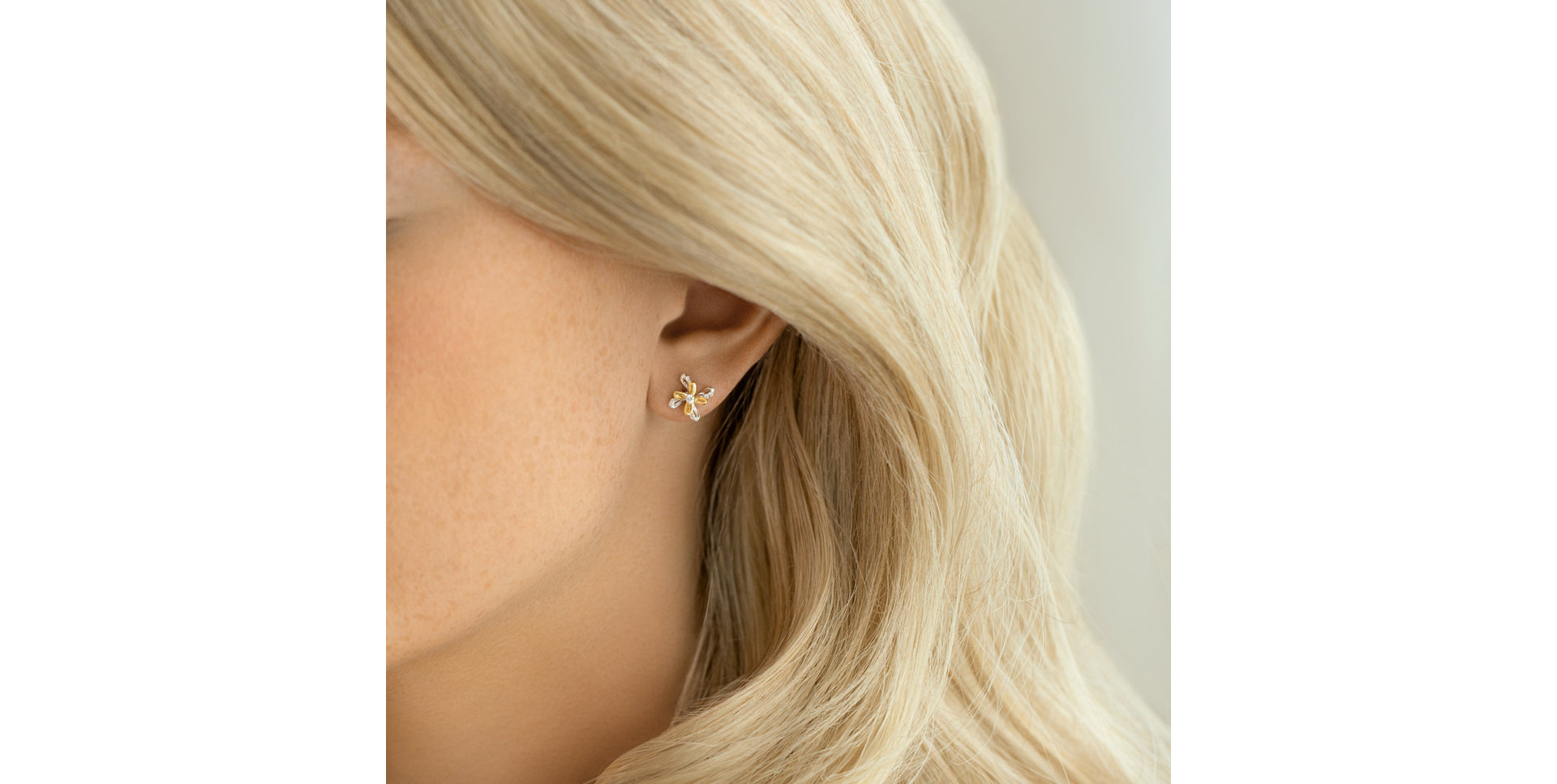 Náušnice s diamanty Fareeha