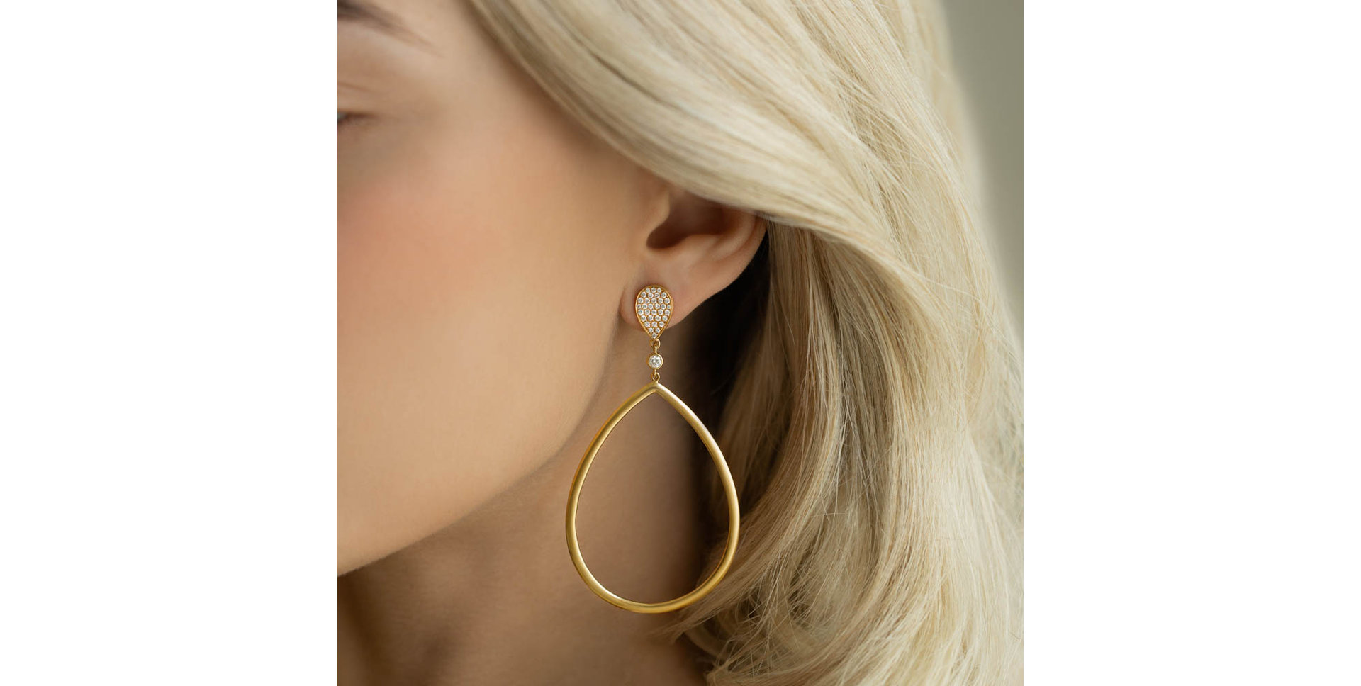 Náušnice s diamanty Arabic Sin