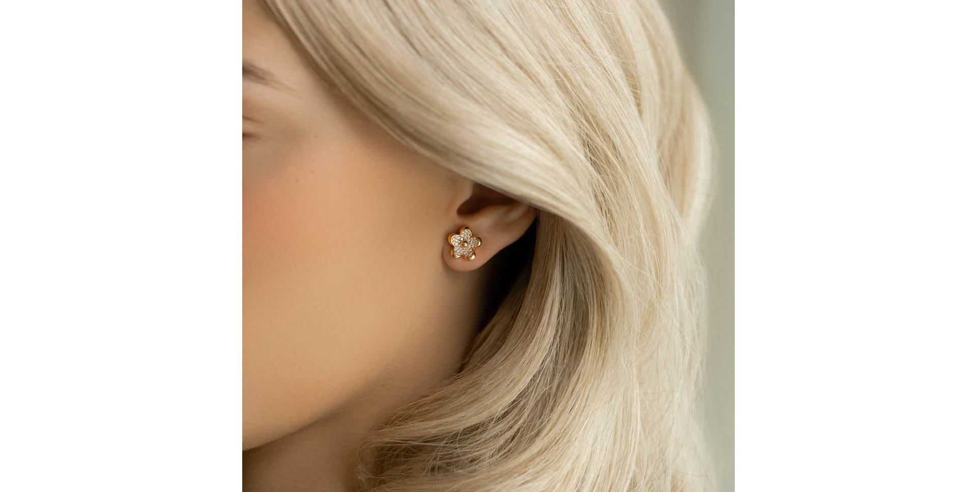 Náušnice s diamanty Bloom Delight