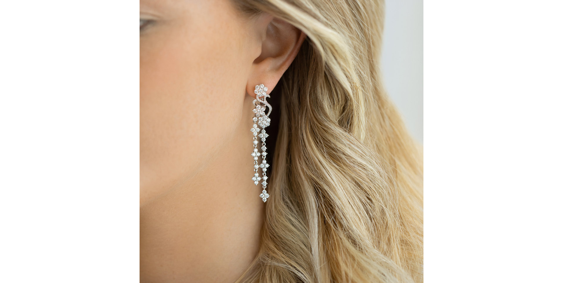 Náušnice s diamanty Moonlight Flowers