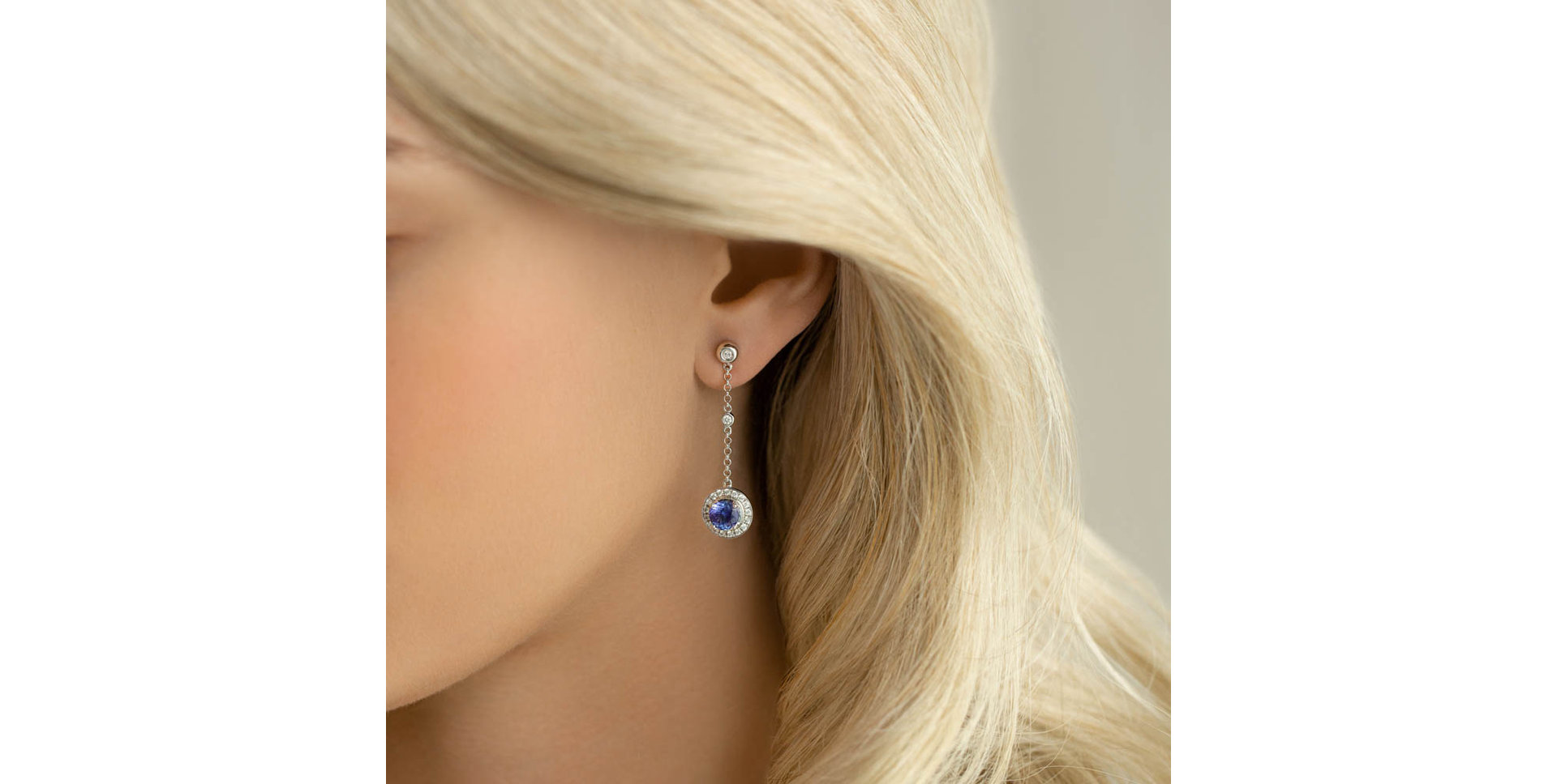 Náušnice s tanzanitem a diamanty Space Opera