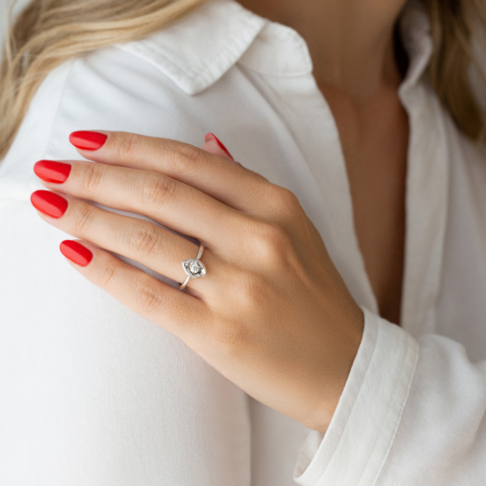 Prsten s diamantem Karis