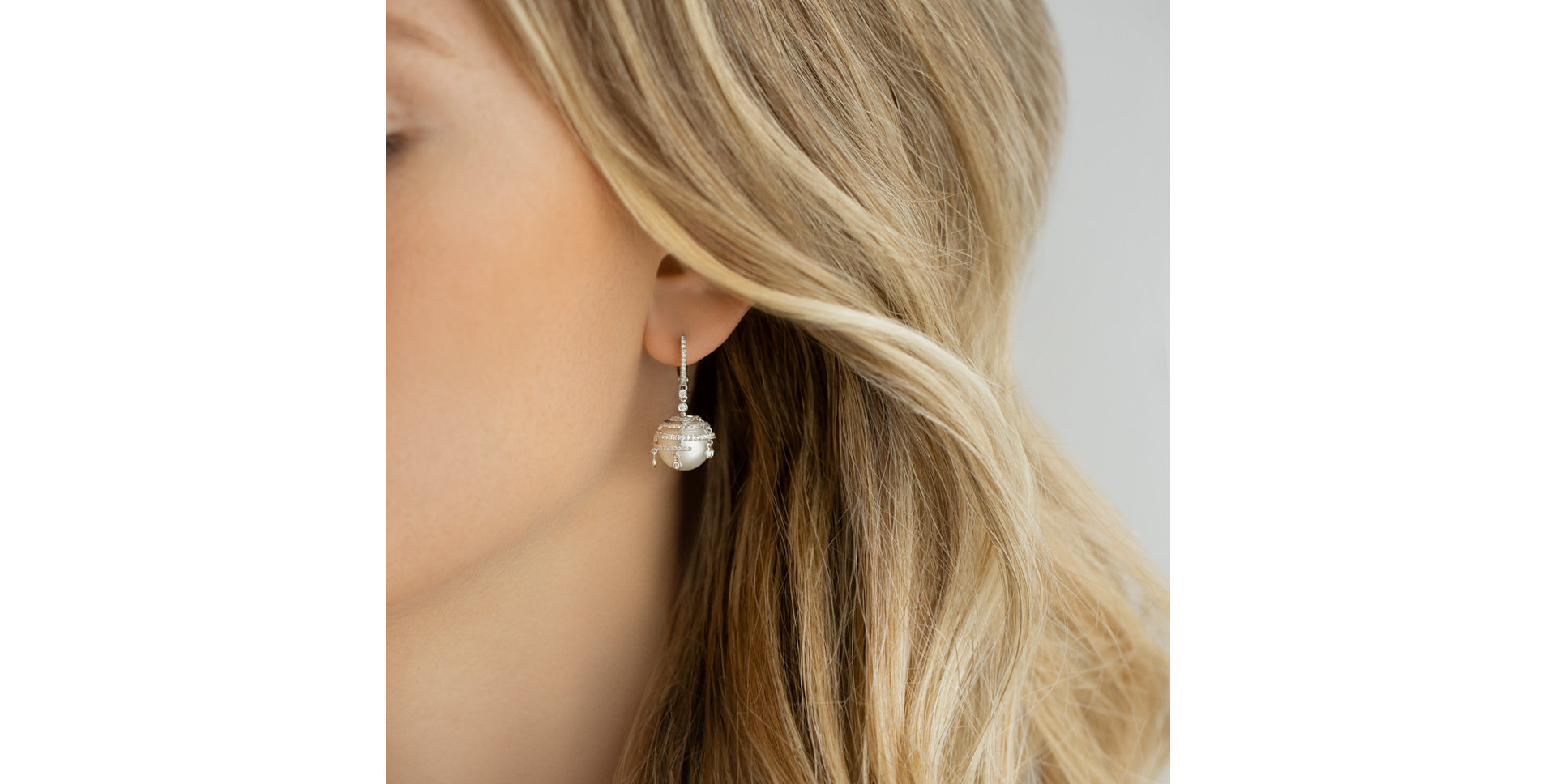 Náušnice s perlou a diamanty Angel Sin