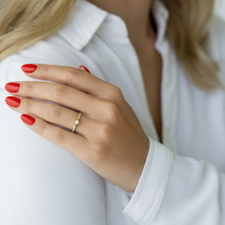 Prsten s diamanty Moon King