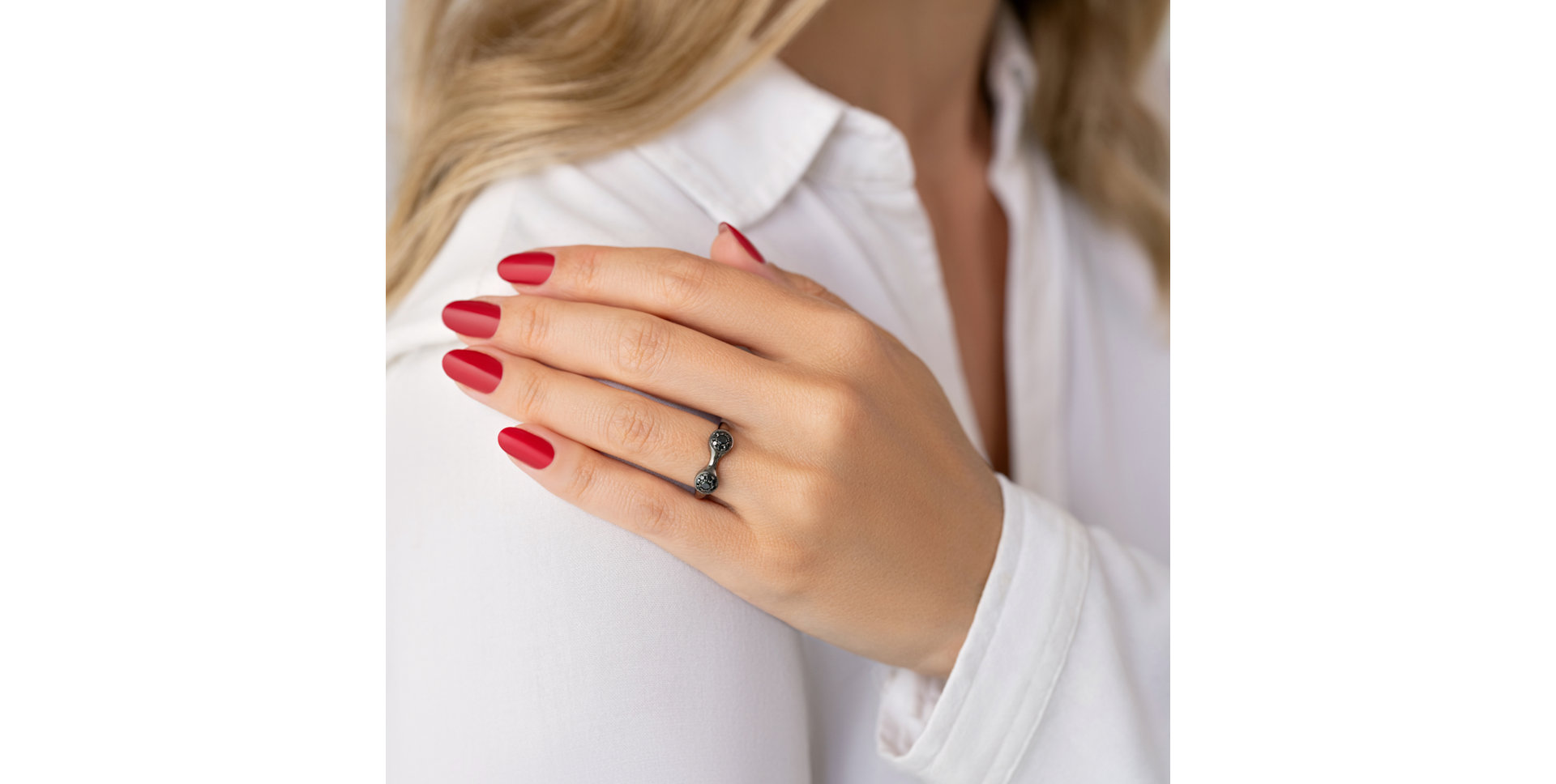 Prsten s černými diamanty Space Kiss