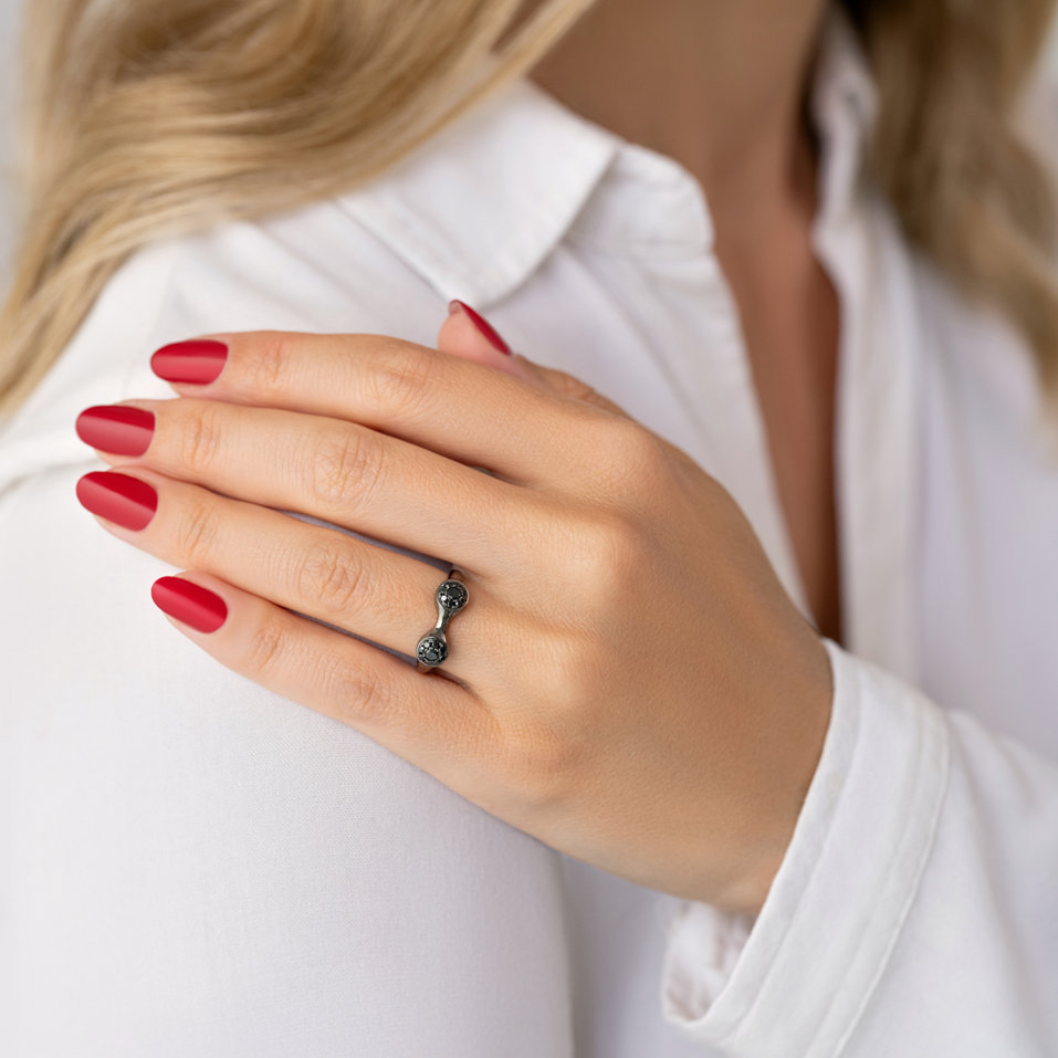 Prsten s černými diamanty Space Kiss