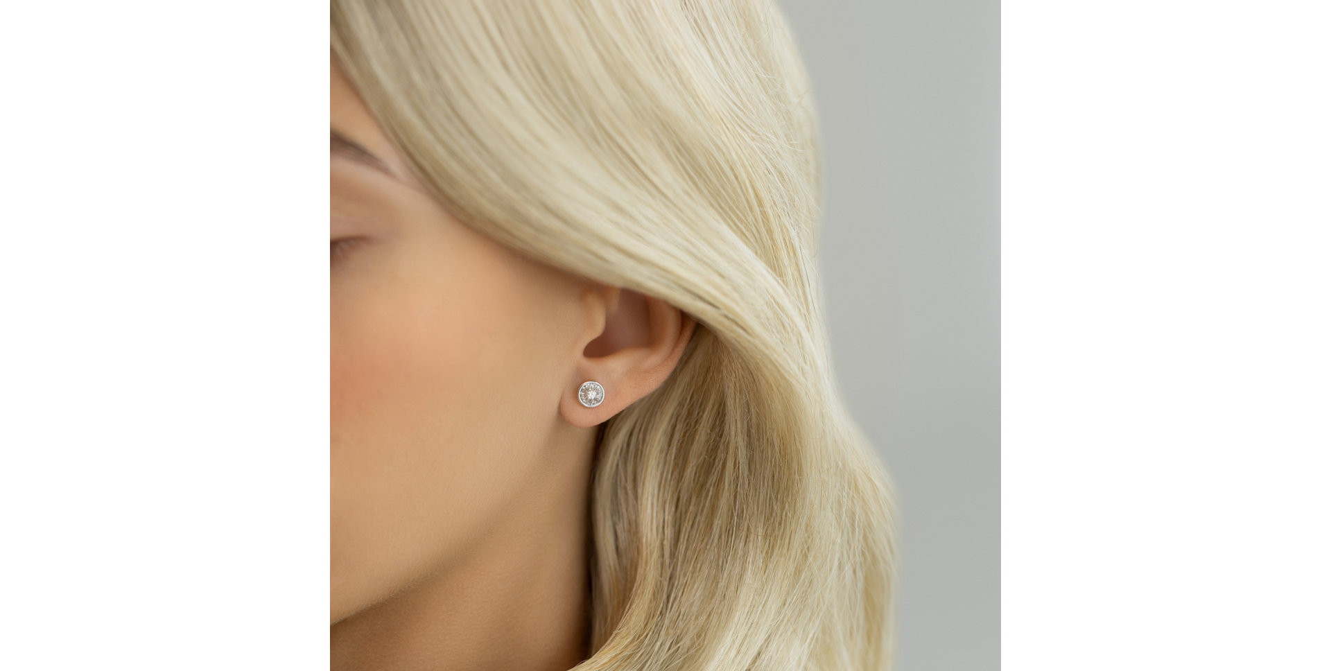 Náušnice s diamanty Theodosie