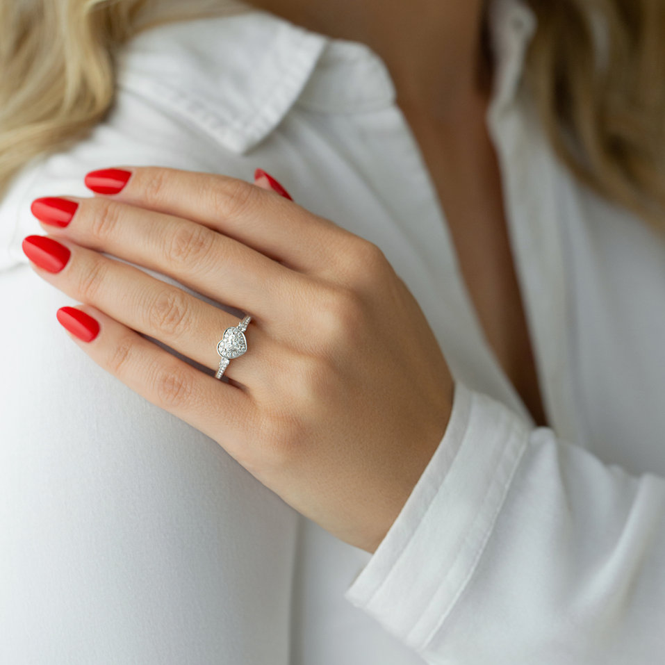 Prsten s diamanty Eternal Bond