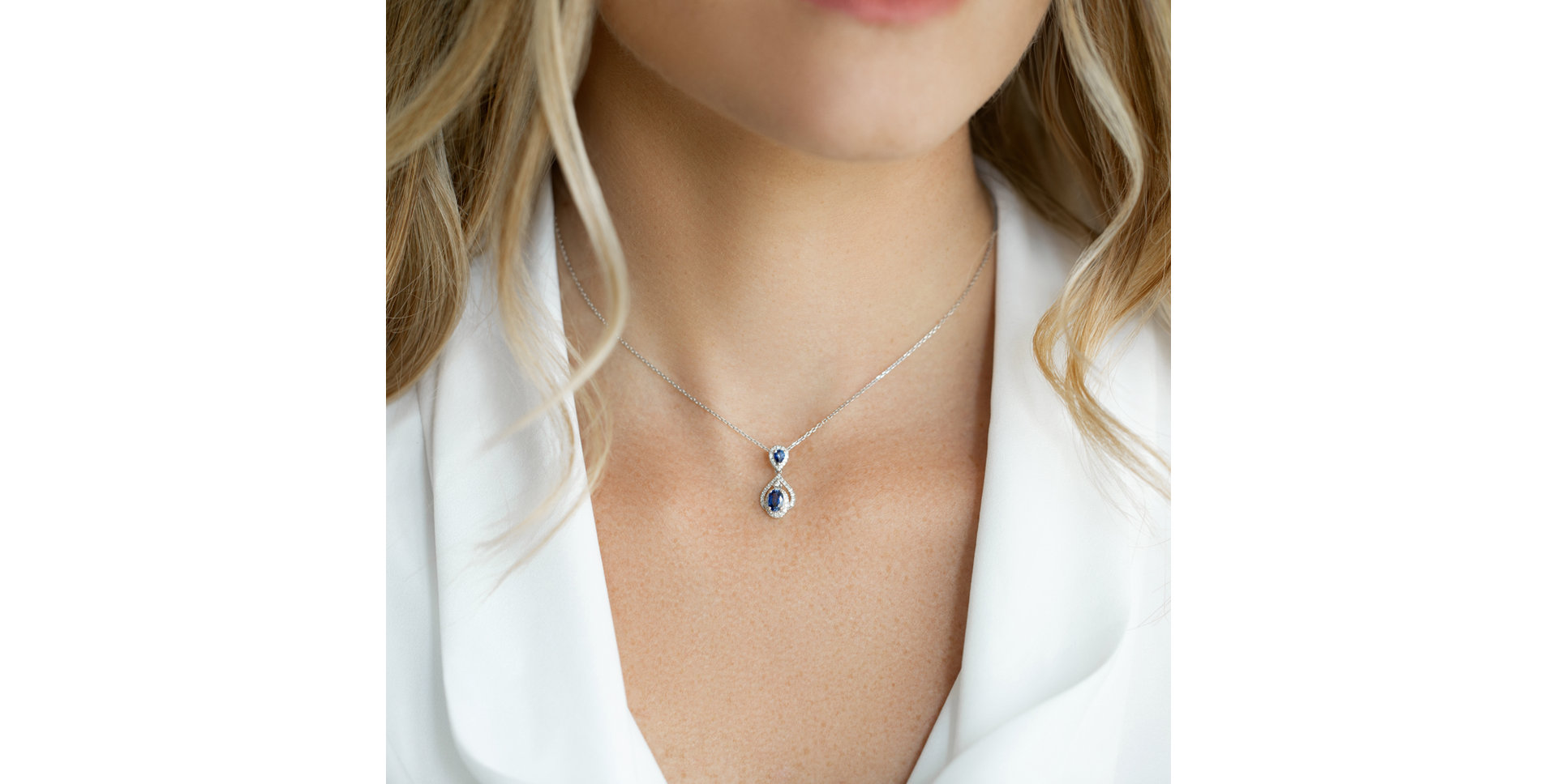 Přívěs s diamanty a safíry Mysterious Planet