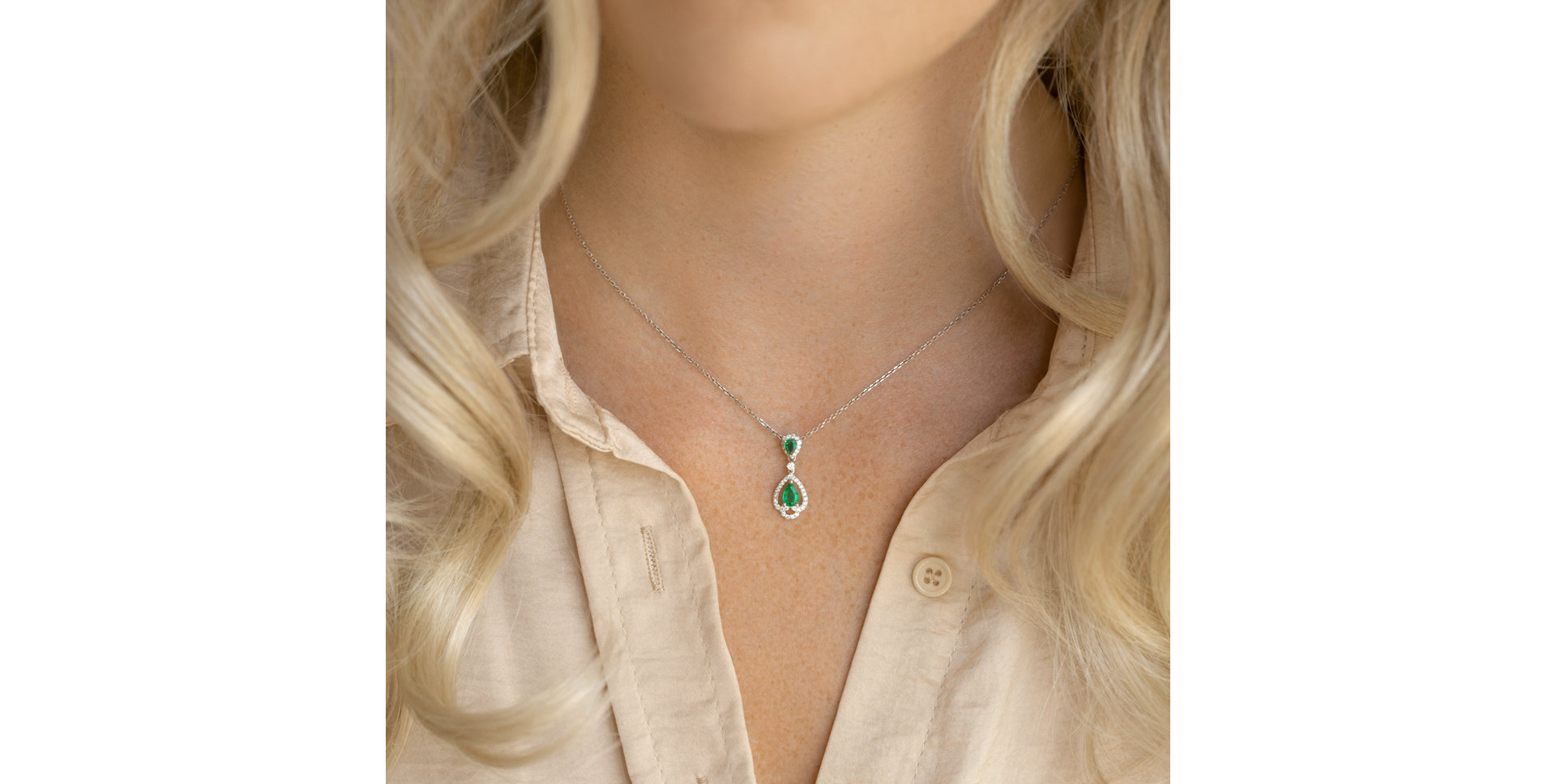 Přívěs se smaragdy a diamanty Royal Delight