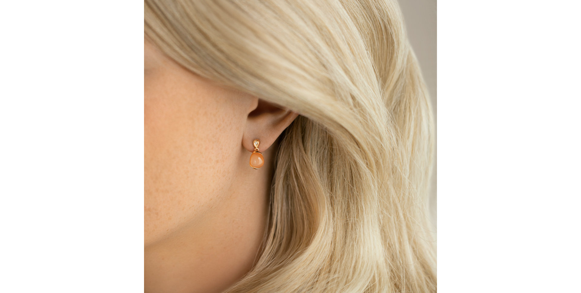 Náušnice s diamanty a měsíčním kamenem Magician Dawn