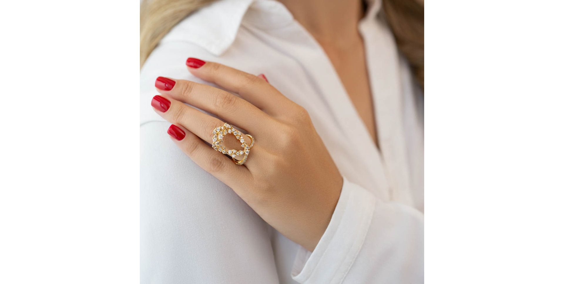 Prsten s bílými a hnědými diamanty Hardino