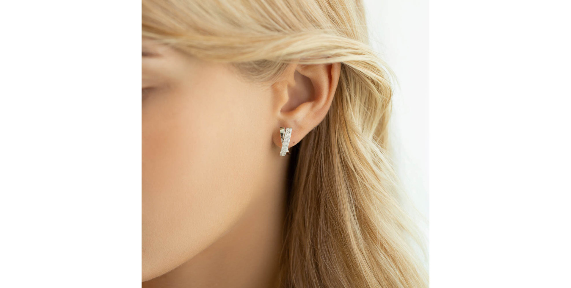 Náušnice s diamanty Theodora