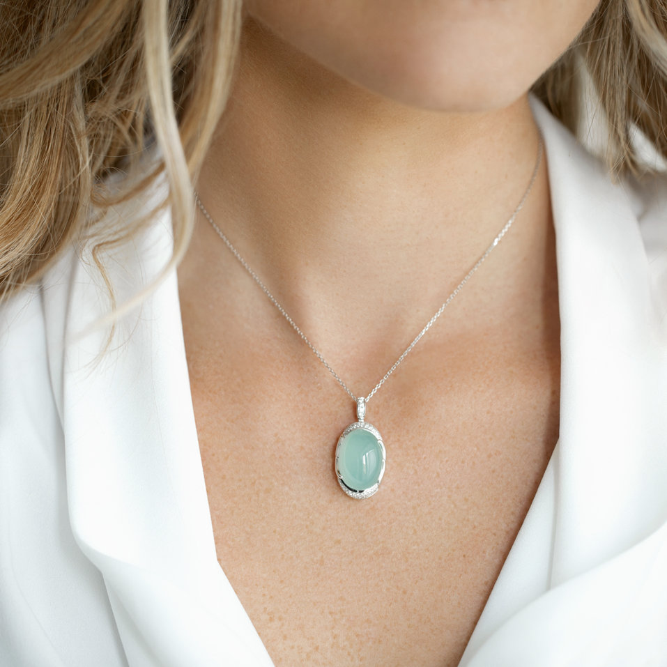 Přívěs s chalcedonem a diamanty Mystic Blossom