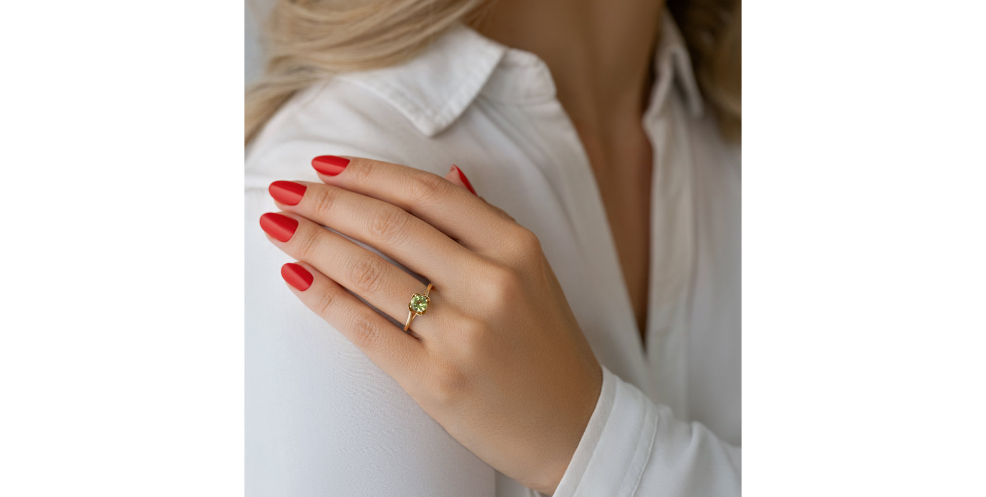 Prsten s peridotem a diamanty Charming Delight