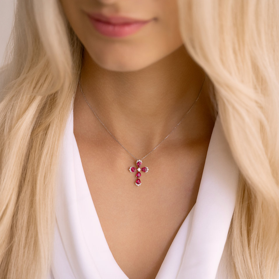 Přívěs s diamanty a rubíny Temptation Cross