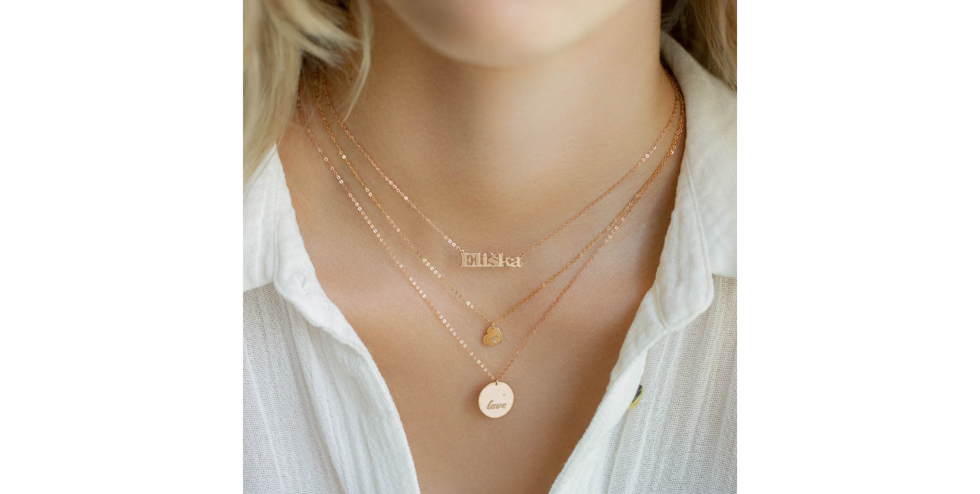 Náhrdelník s diamantem Love